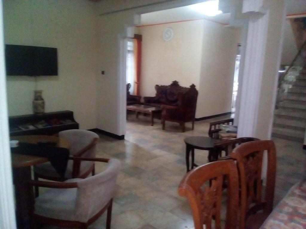 Simply Homy Guest House Pasteur Bandung Buitenkant foto