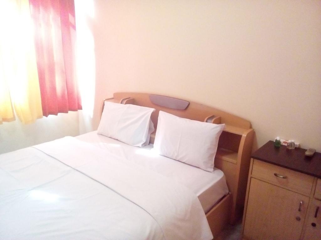 Simply Homy Guest House Pasteur Bandung Buitenkant foto