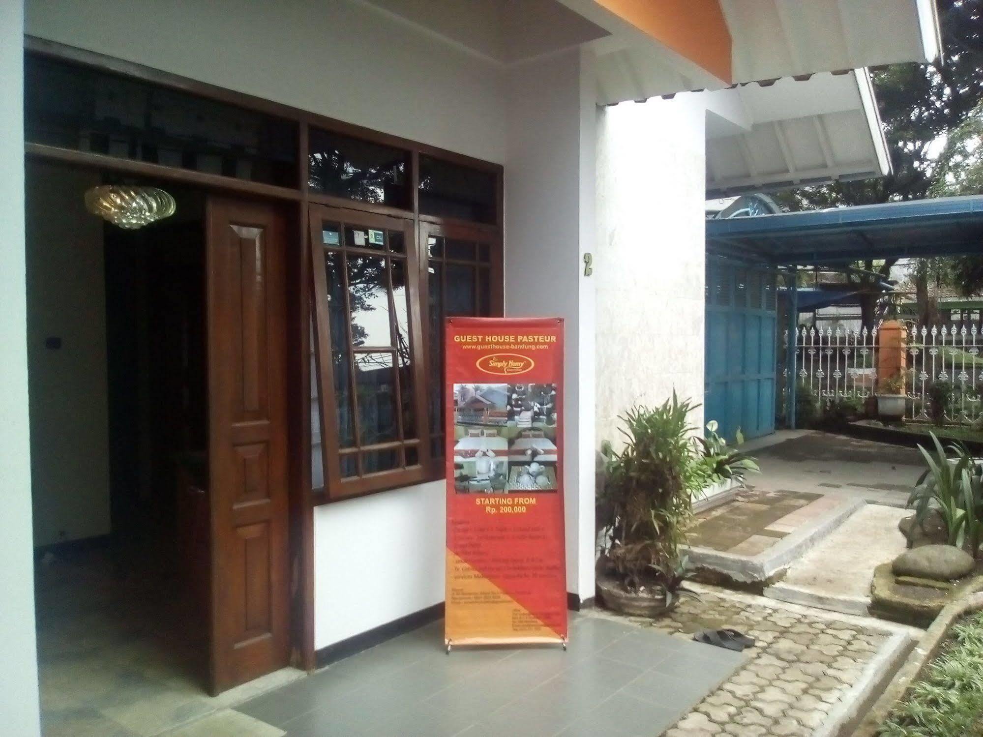 Simply Homy Guest House Pasteur Bandung Buitenkant foto