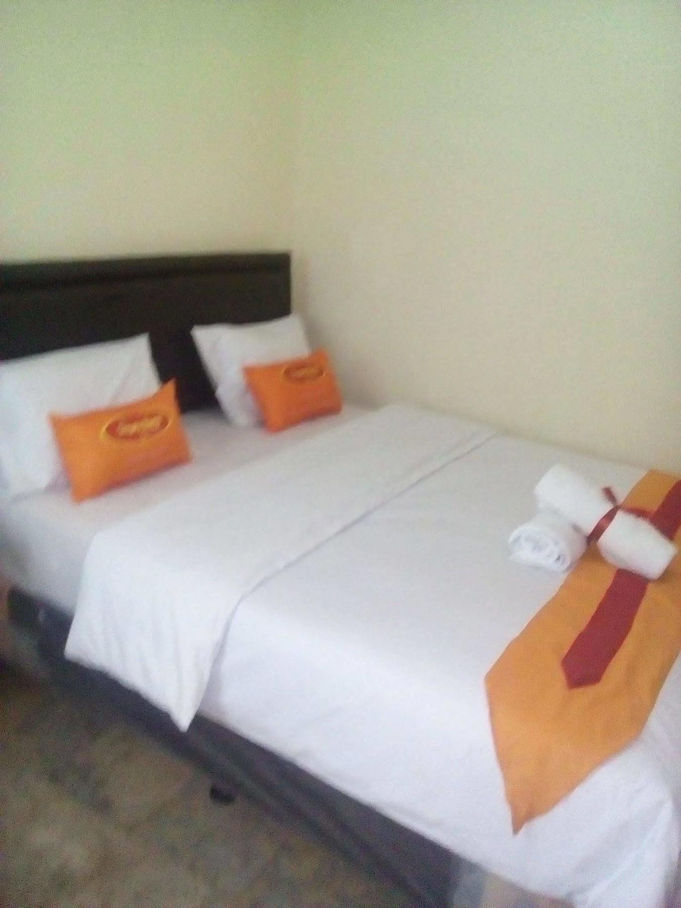 Simply Homy Guest House Pasteur Bandung Buitenkant foto